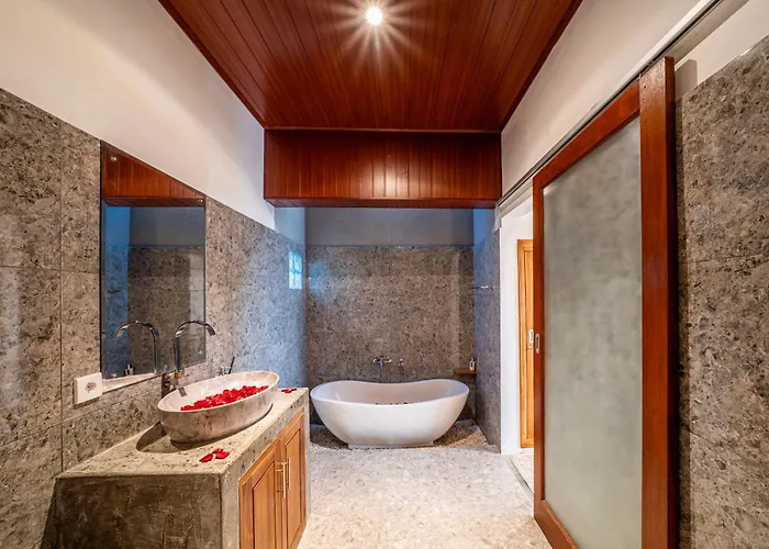 Dego - Serenity With Private Pool
